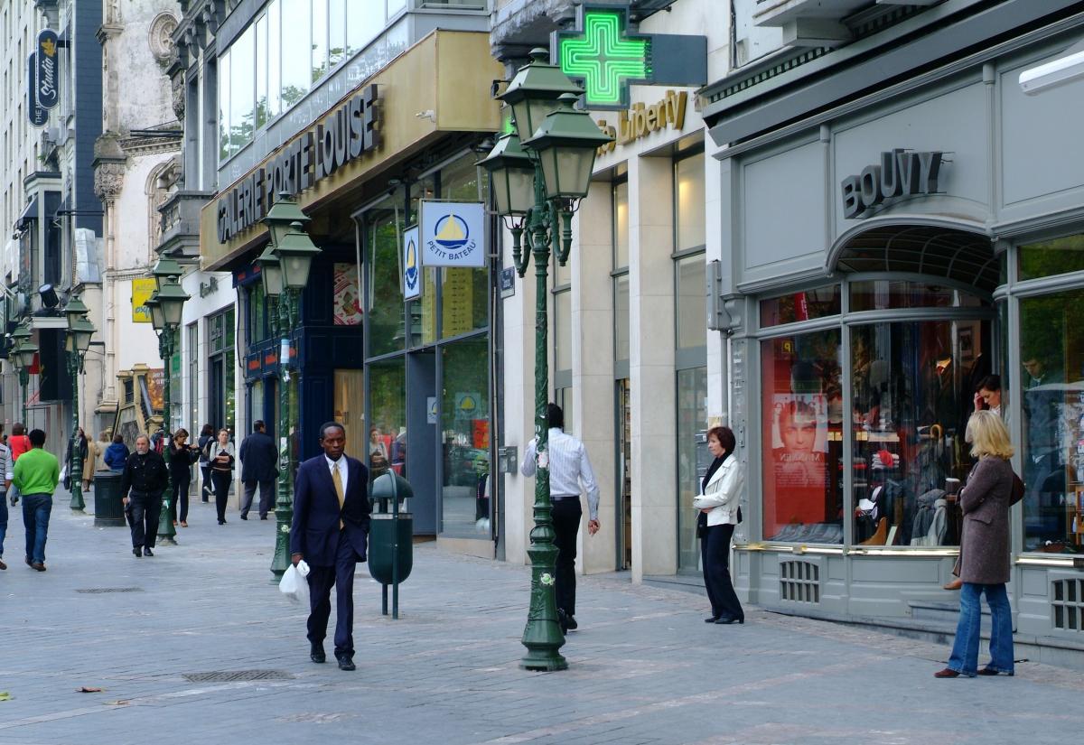 Galeries Porte de Louise, Avenue Louise